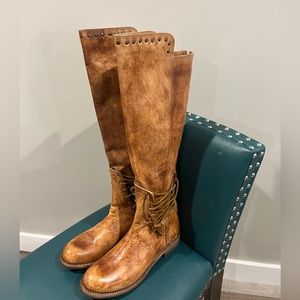 Bed Stu Loxley size 10